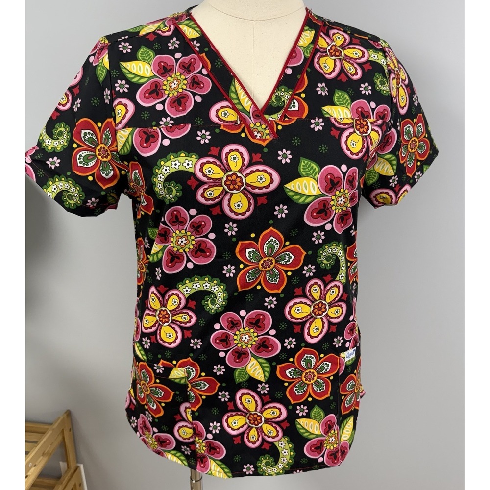 NWT Liana Uniforms Scrub Top L  Psychedelic Flowers on Black Printed  Scrubs